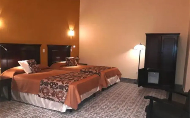 Hotel E Louvre