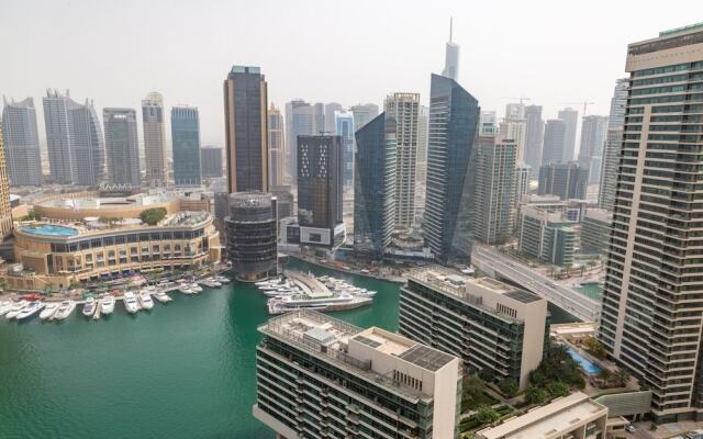 Radiant & Alluring 1BR Apartment W/ Marina Views