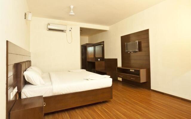 Hotel Mamalla Inn