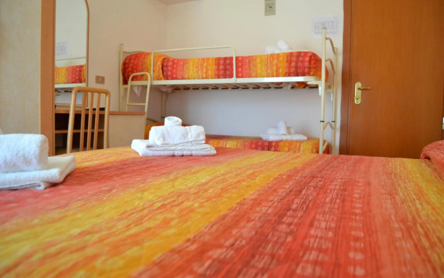 Hotel Apis