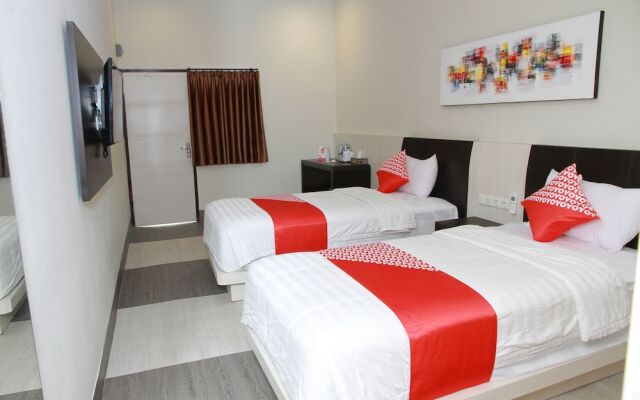 OYO 1656 Parama Su Hotel