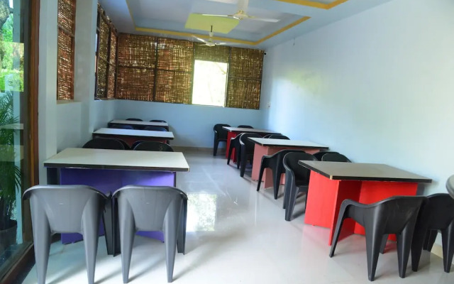 Laxmi Empire Guest House