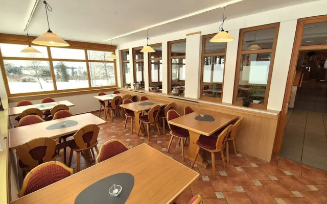 Hotel Sonnenhof - Tante ALMA’s Sommerfrische