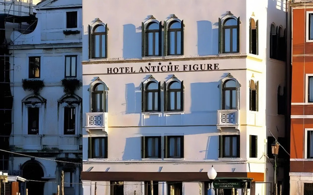 Hotel Antiche Figure