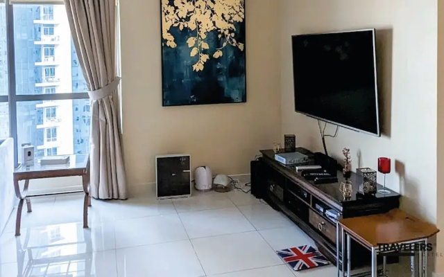 Travelers Dubai Marina Hostel