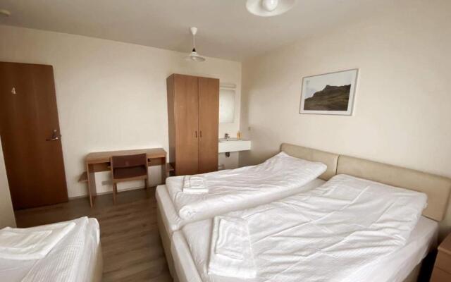 Litla-Hof Guesthouse