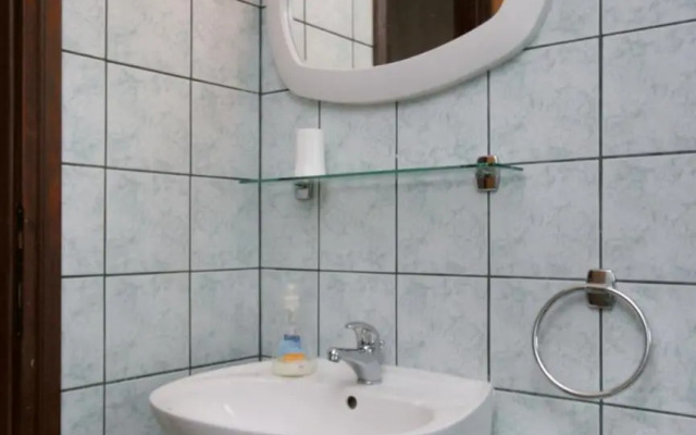 Apartment Njivice 5427b