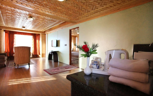 Hotel Grand Mumtaz