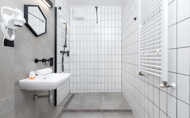 Miodowa Studio Cracow by Renters