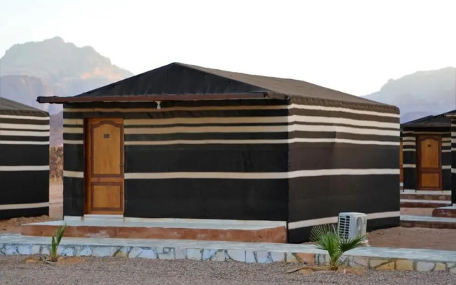 Rum Pillars Camp