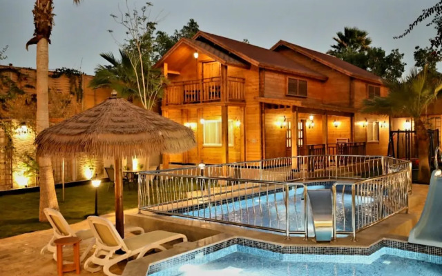 The Land Villas Ammaria