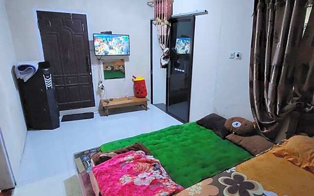 Almira 2 Homestay Syariah by Luxury Degree