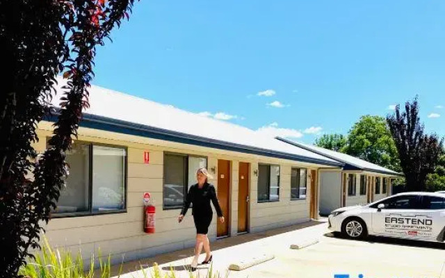 Eastend Studio Apartments