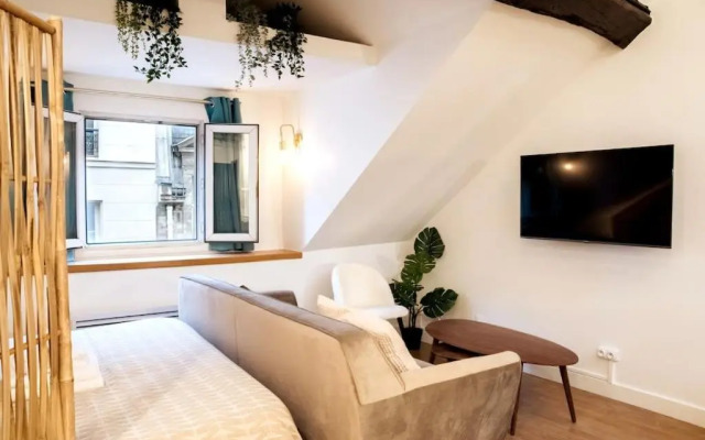 Spacious studio in Paris Hyper Center - Smart TV & WIFI - 4P