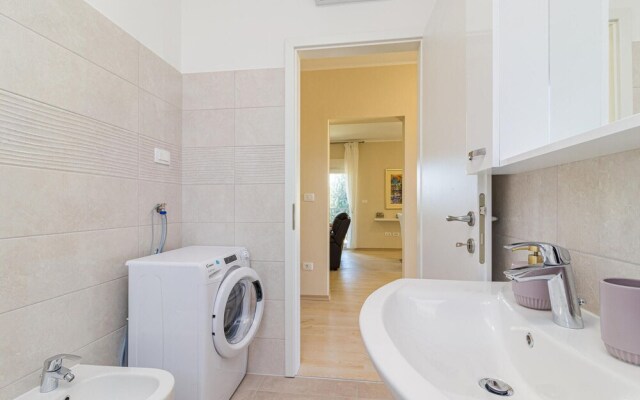 Awesome Apartment in Medulin With 3 Bedrooms and Wifi