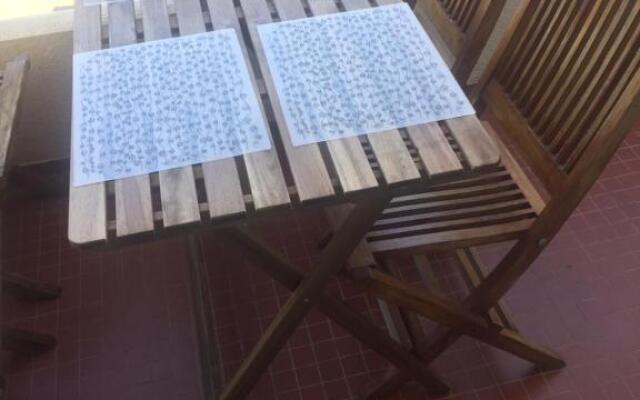 Joli petit appartement rénové au centre du Boucanet