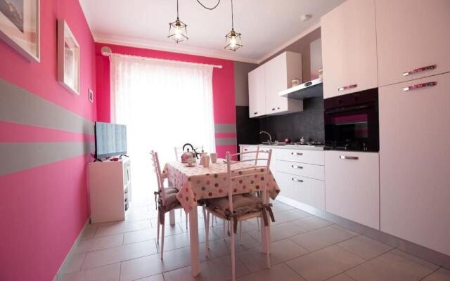 Il Sopracciglio Suites - Pink Apartment