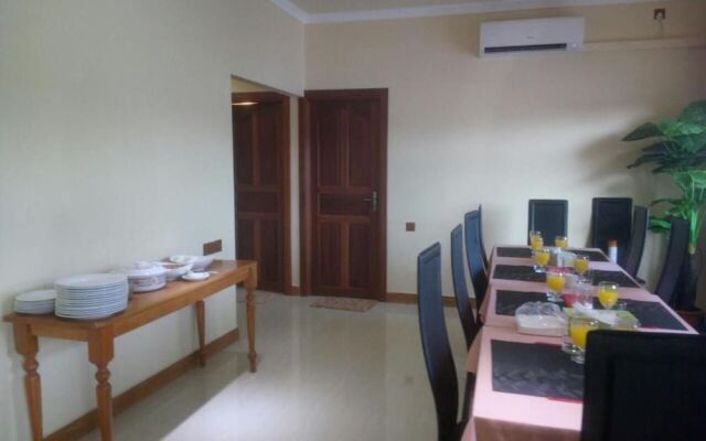 Nalaveshi Inn - Huraa