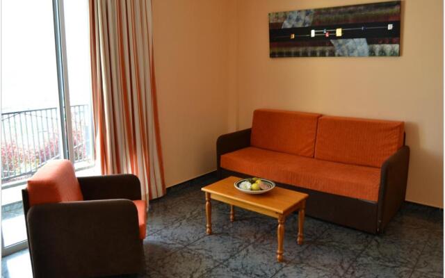 Apartamentos Jucar