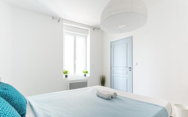 Relaxing 95m2 Duplex Apartment
