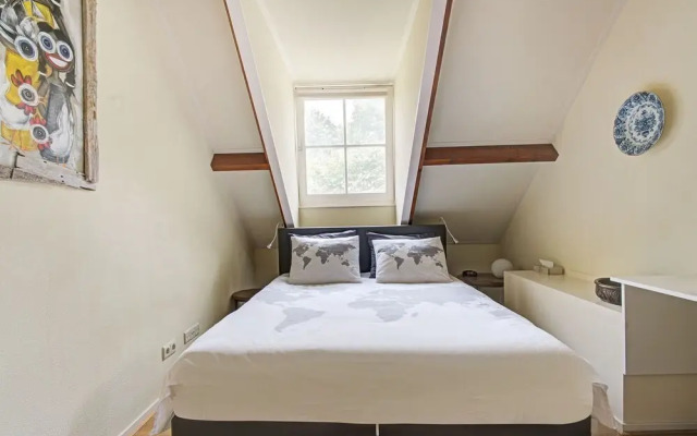 Picturesque Holiday Home in Oldenzaal with Hot Tub