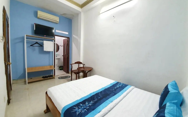 RedDoorz Near Xo Viet Nghe Tinh Street