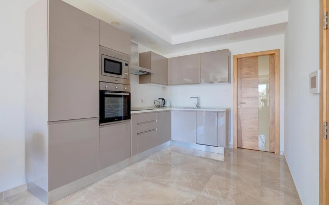 Cosy 1BR Apartment in Central St Julian s