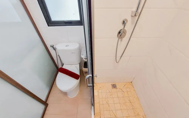 Scenic And Restful 2Br Sky House Bsd Apartment
