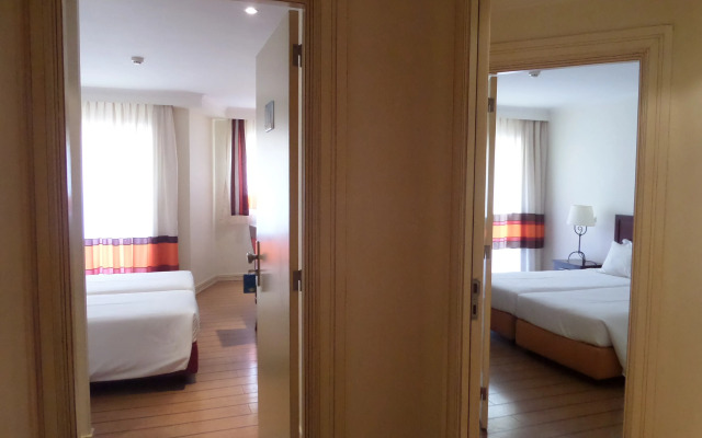 The Navigator - Palm Oasis Alvor