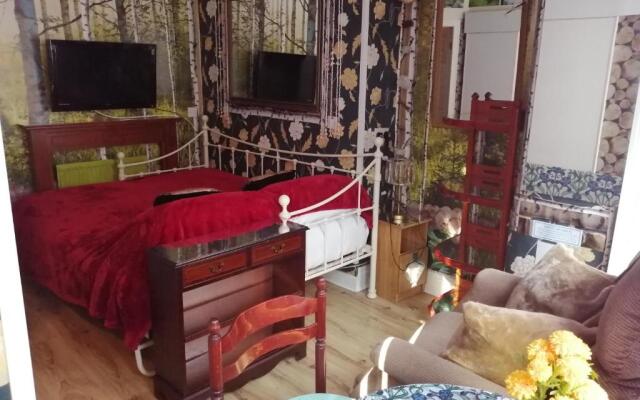 K.k's North Station Self catering holiday apartments