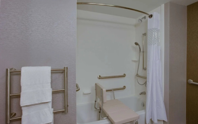 Hampton Inn & Suites Philadelphia/Bensalem