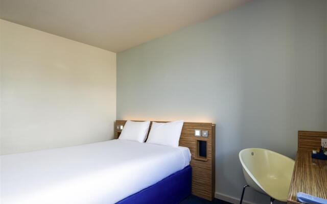 ibis budget Portishead Marina