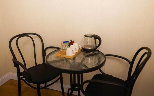 Hotel Ticiani 13