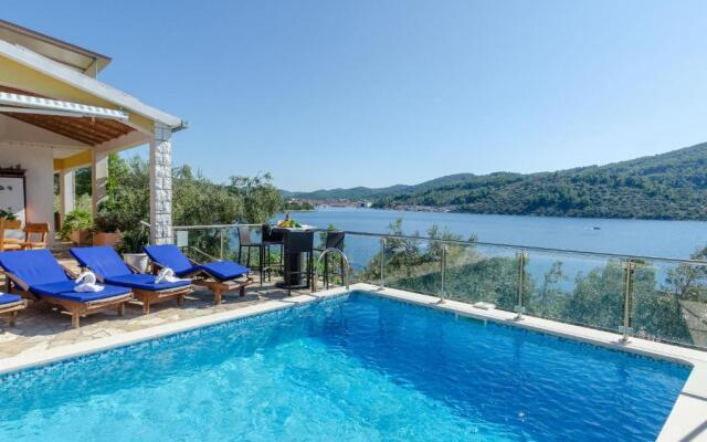 Villa Paradise