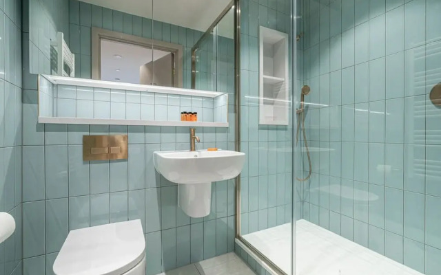 Stylish North London Apartment