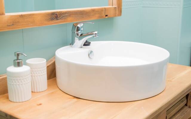 New Wood Studio Plaza la Merced