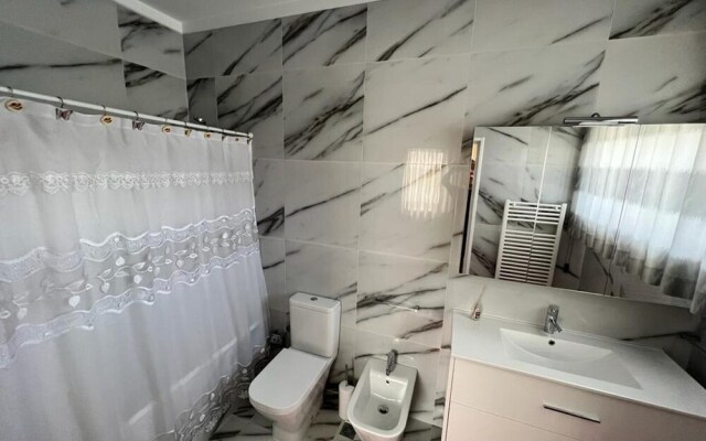 Stunning 4-bed House