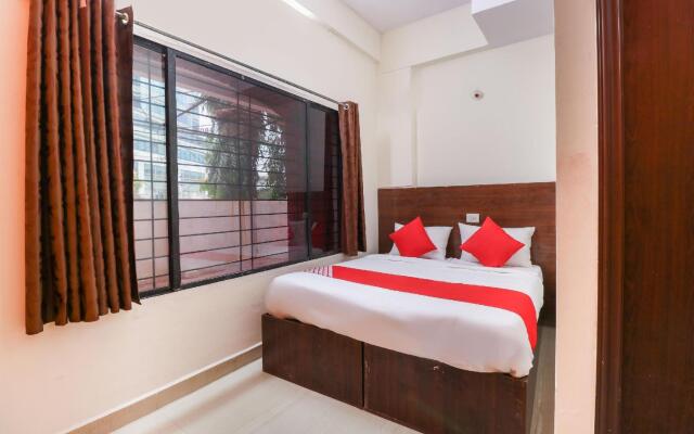 OYO The Royal International Hotel