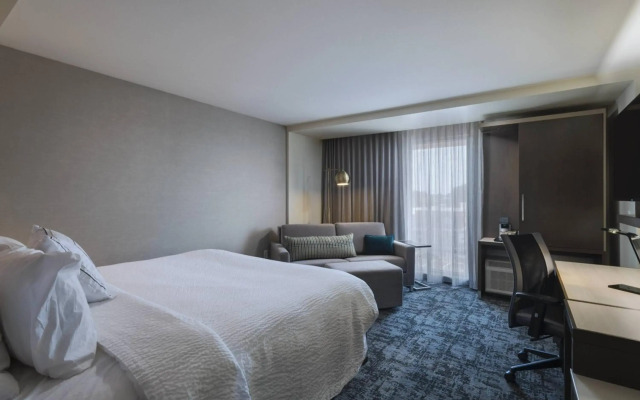 Courtyard by Marriott St. Louis Brentwood