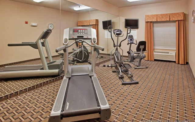 Holiday Inn Express Kansas City-Liberty by IHG