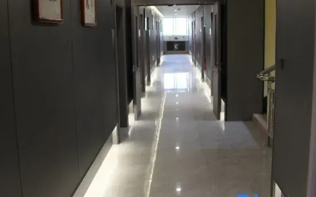 Xiya Express Hotel