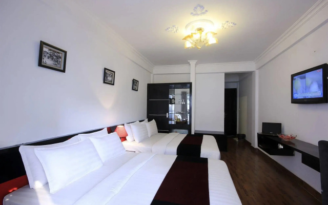 Hanoi Crystal Hotel
