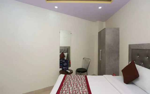 OYO 13455 Rama Krishna Hotel