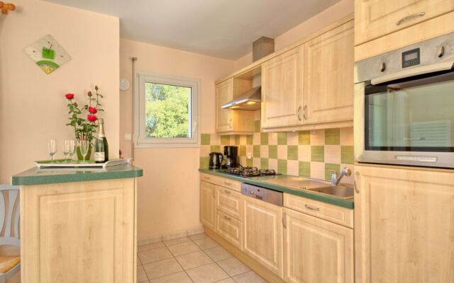 Les Chi?nes Verts (LTB310)