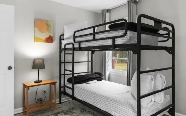 Rose Drive Roost 2