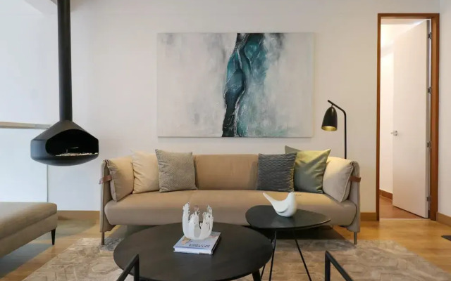 Elegant 3BR Duplex With Balcony in Miraflores