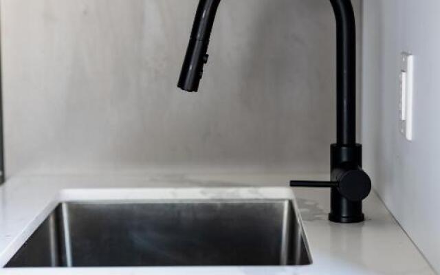 Le Black & White - Vieux-Terrebonne