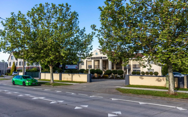 Albury Georgian Motel & Suites