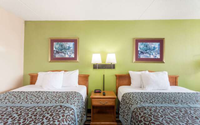 Days Inn by Wyndham Jackson