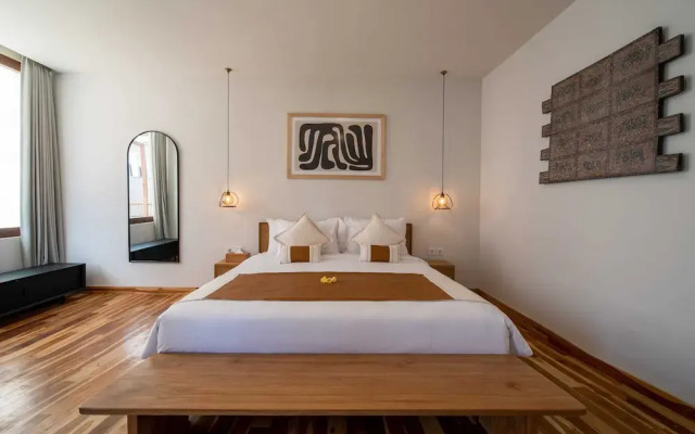 4BR Luxury Modern Contemporary Villa in Canggu